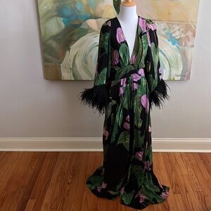 FARM Rio Anthurium Feather Trim Caftan Dress small